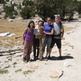 On the trail to Mono pass